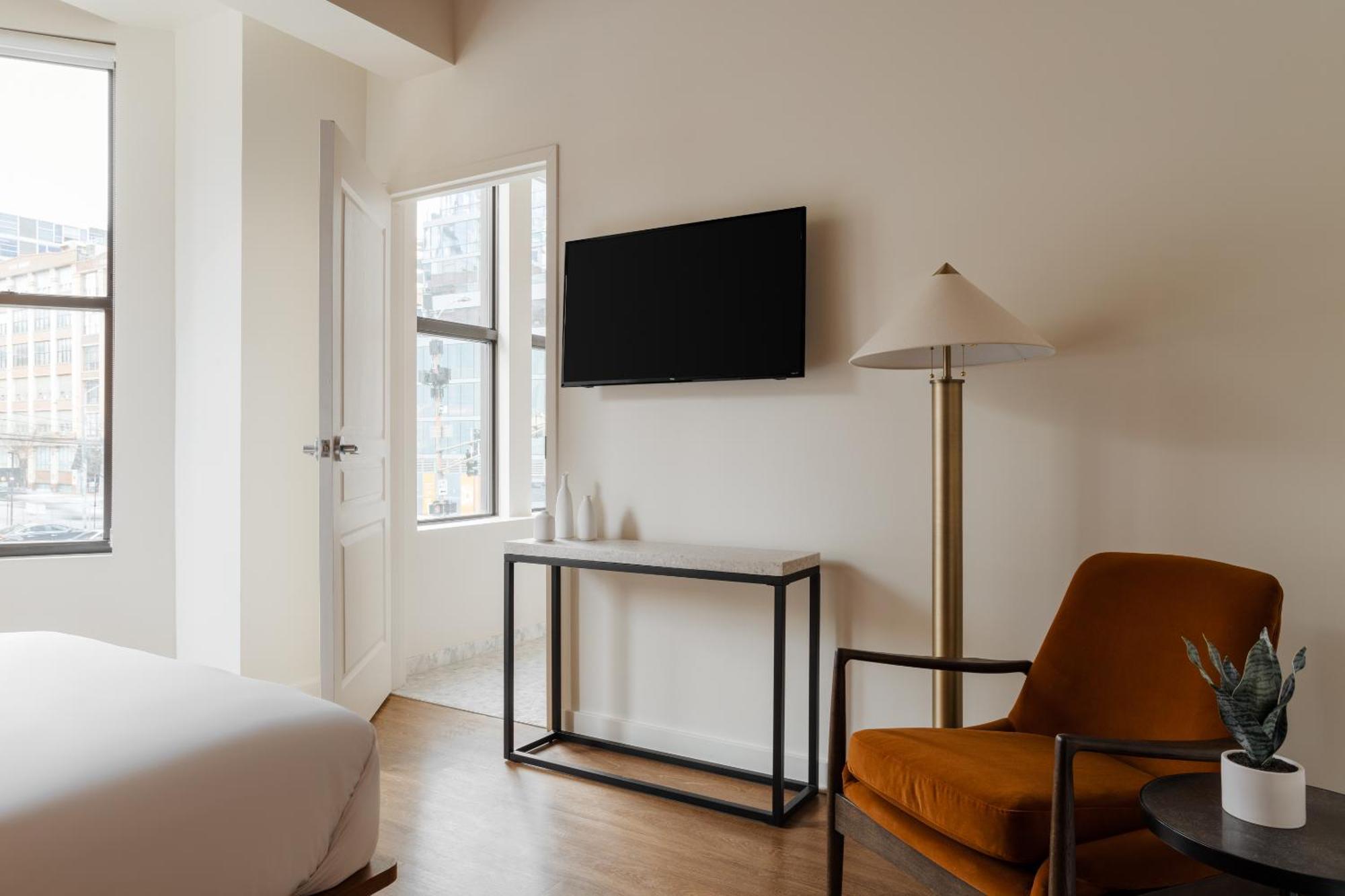 Found Hotel Chicago River North Bagian luar foto