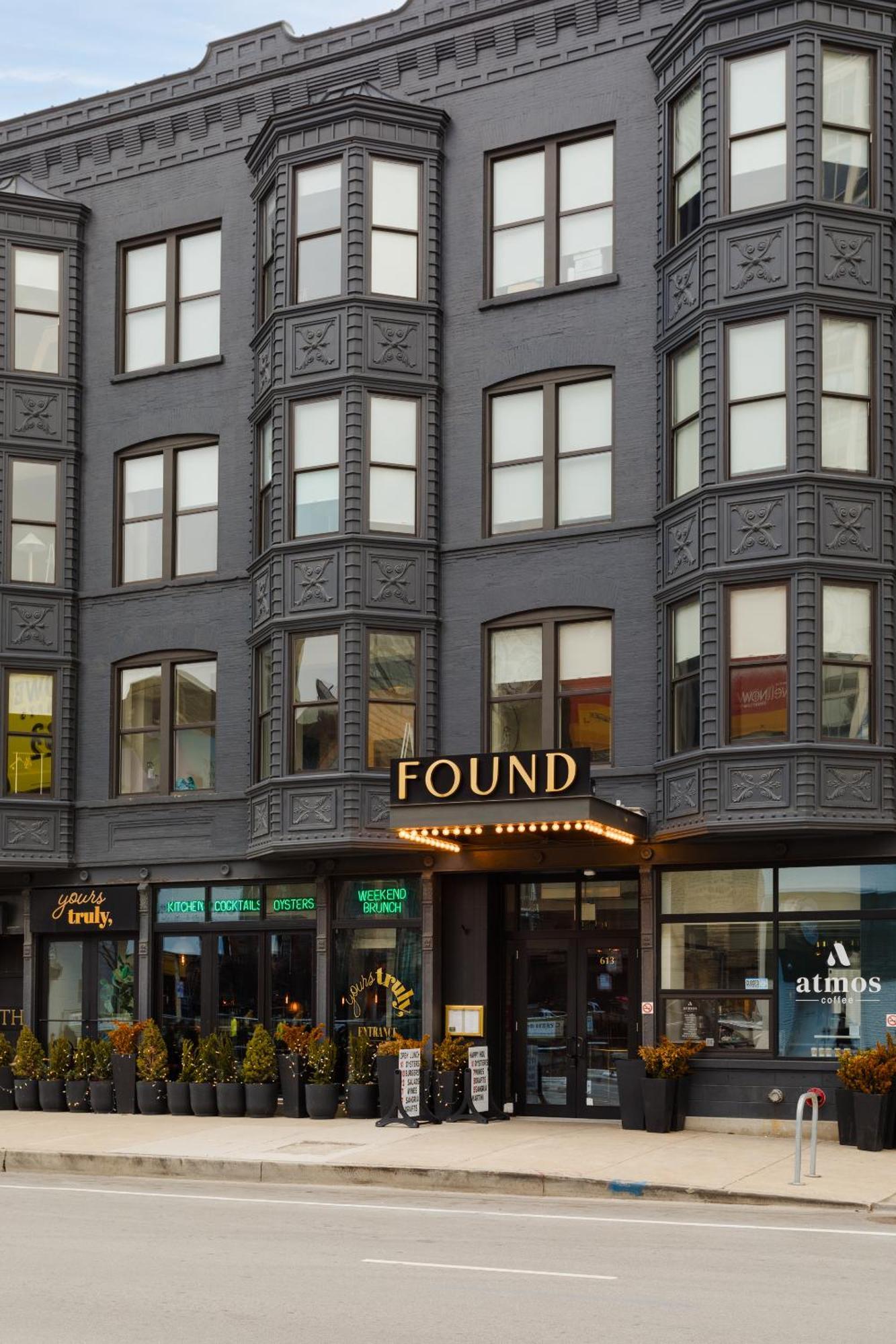 Found Hotel Chicago River North Bagian luar foto