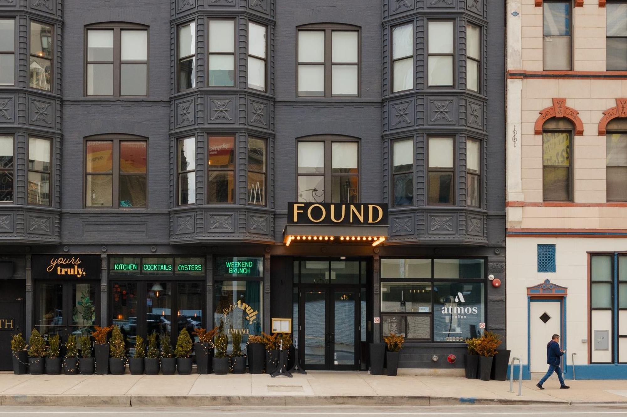 Found Hotel Chicago River North Bagian luar foto