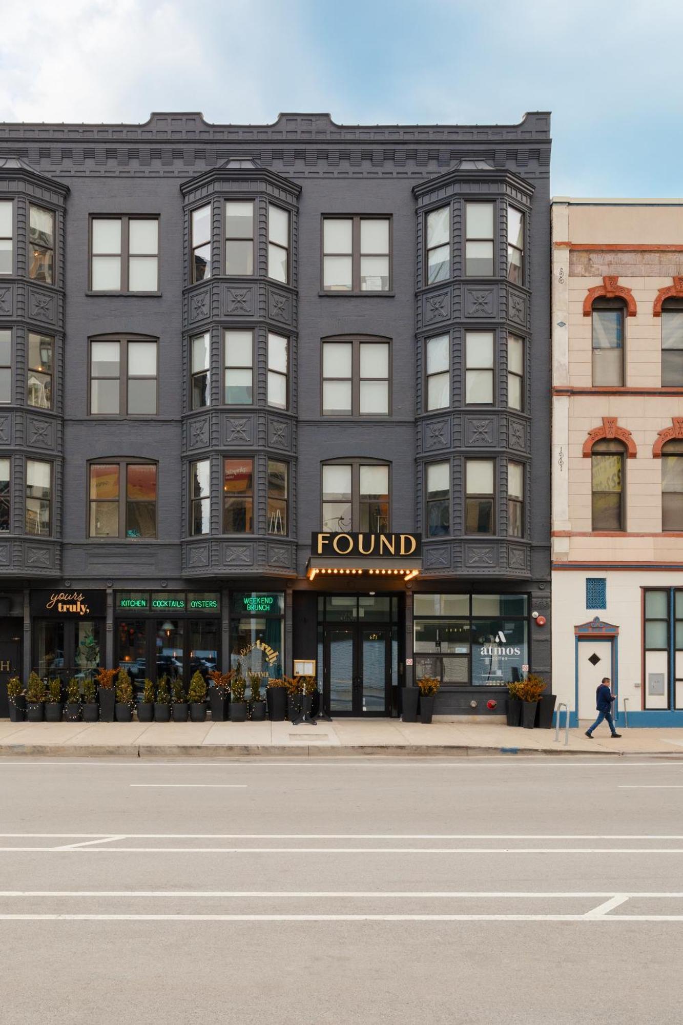 Found Hotel Chicago River North Bagian luar foto