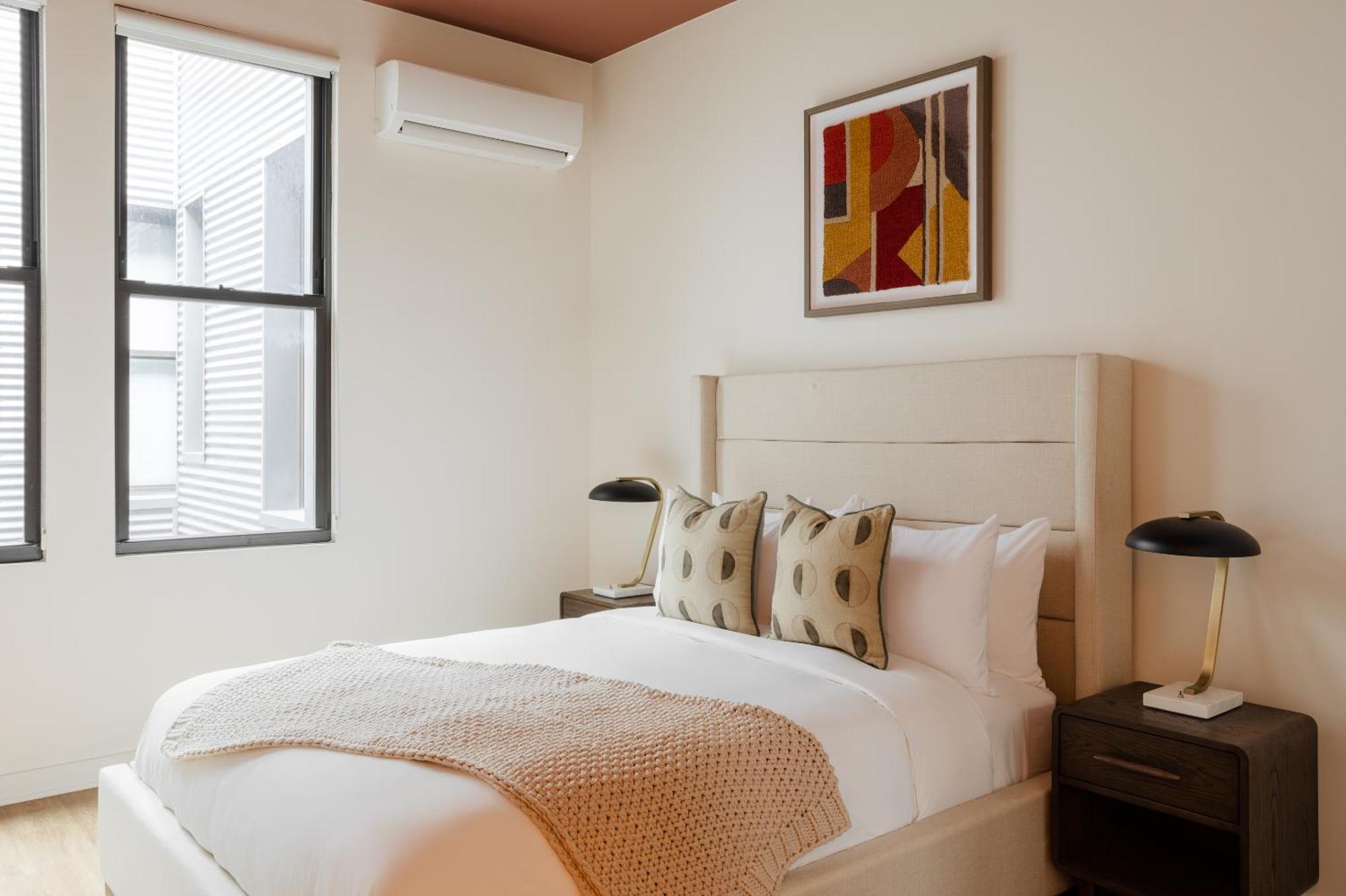 Found Hotel Chicago River North Bagian luar foto